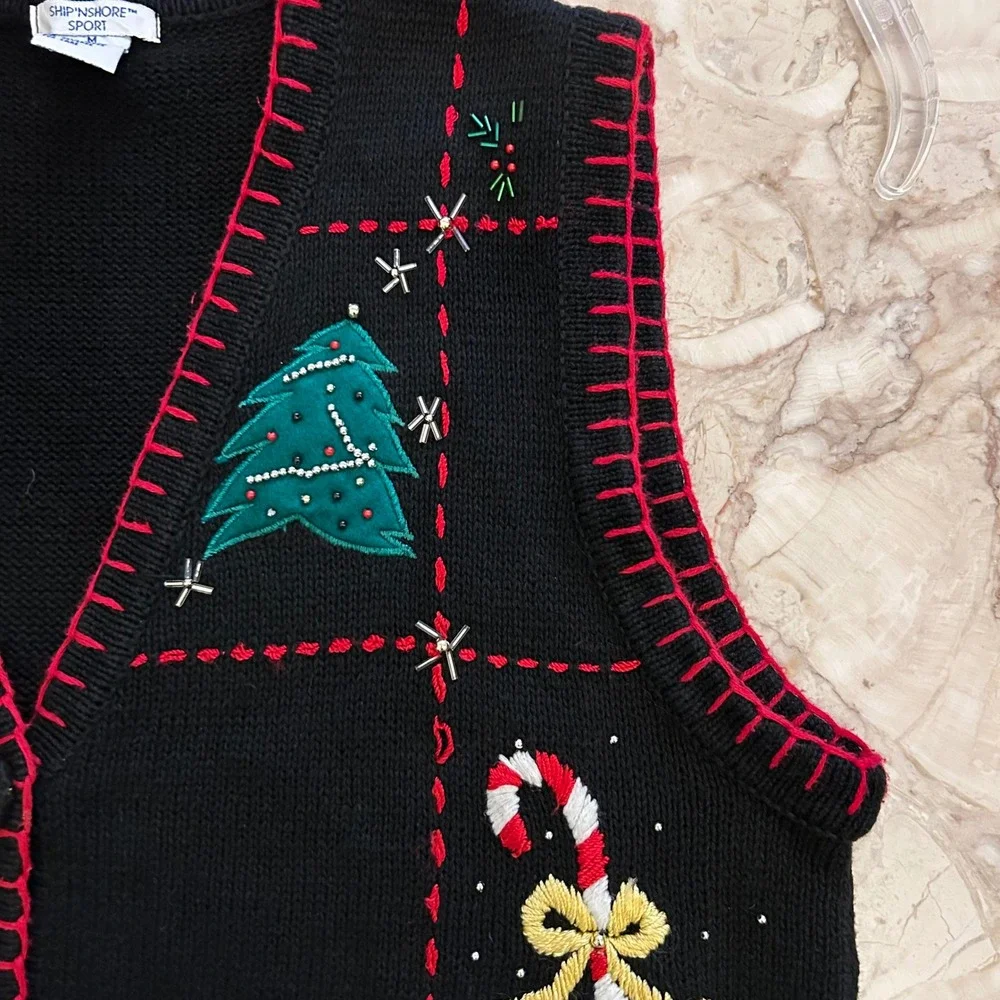 Ship'n Shore Medium Christmas Vest Ugly Sweater Party Black